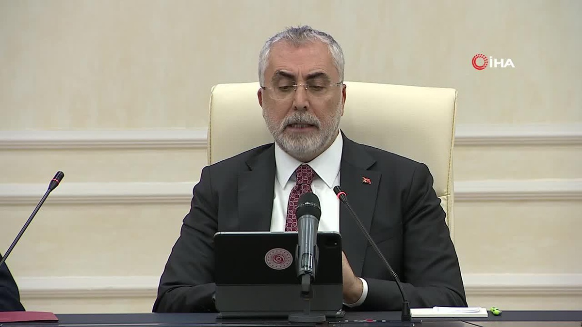 Asgari Ücret 2025\'te 22.104 TL Olacak