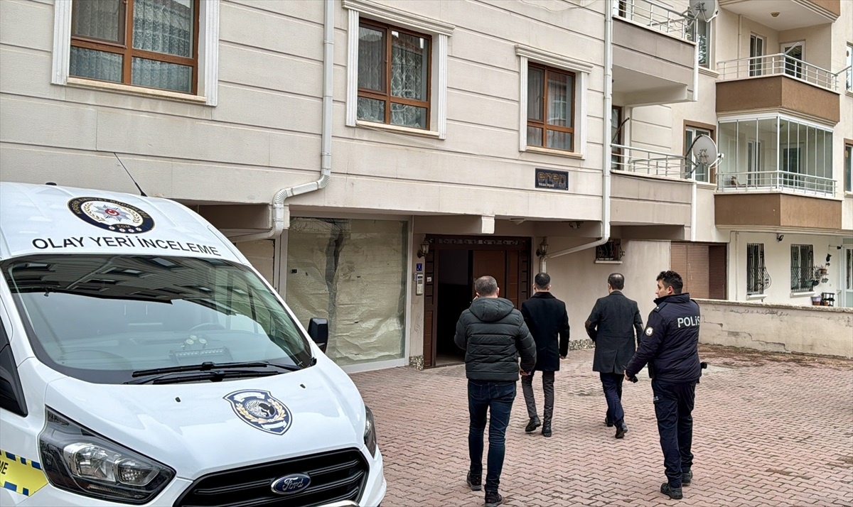 Kırşehir\'de Hamile Kadın Ölü Bulundu