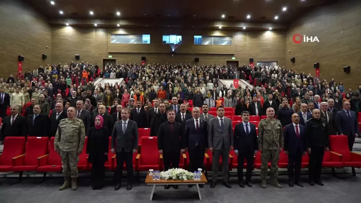 Erzincan\'da \'En İyi Narkotik Polisi Anne\' Programı Düzenlendi