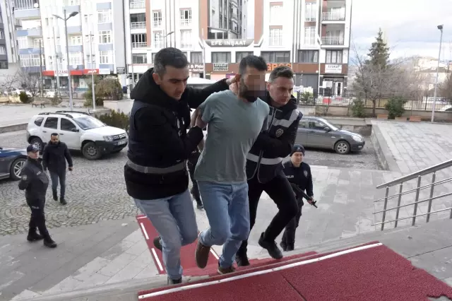 Evde baygın bulunan kadın hayatını kaybetti! Arkadaşına attığı son mesaj kan dondurdu