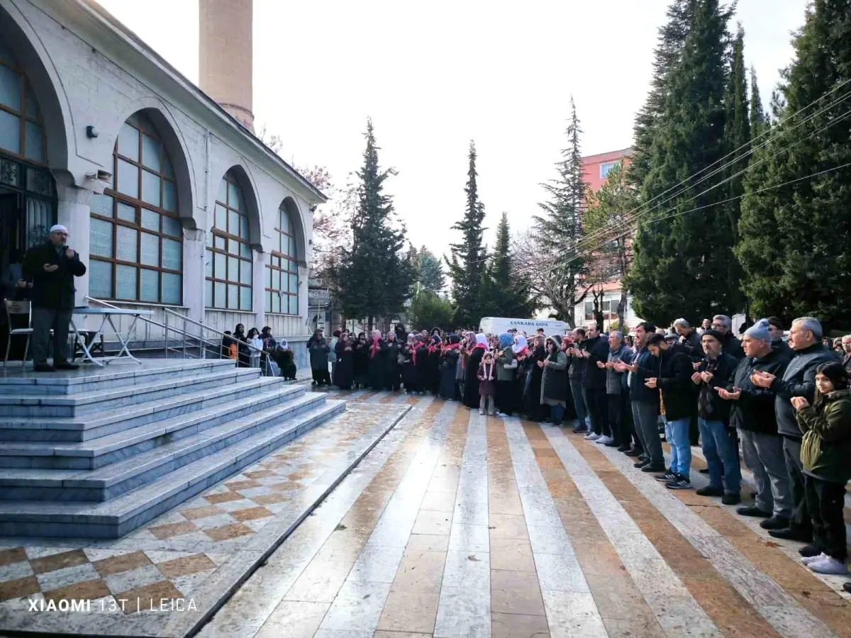 Gediz\'den Umreye Uğurlama Töreni