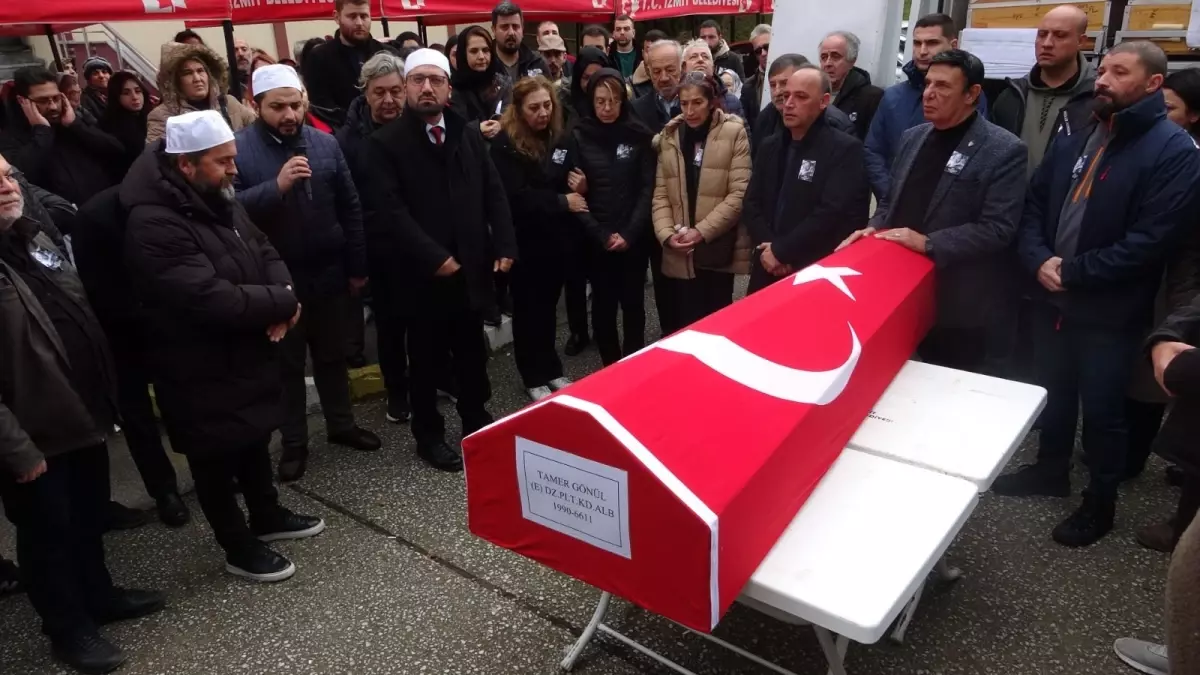 Muğla\'daki Ambulans Helikopter Kazasında Hayatını Kaybeden Pilot Tamer Gönül İçin Helallik Alındı