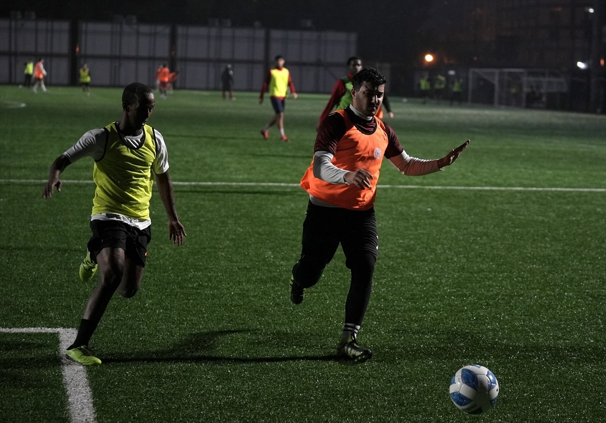Dünya Kardeşliği Futbol Turnuvası İzmir\'de
