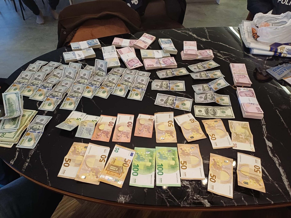 FETÖ/PDY Operasyonunda Gözaltı Sayısı 32\'ye Yükseldi