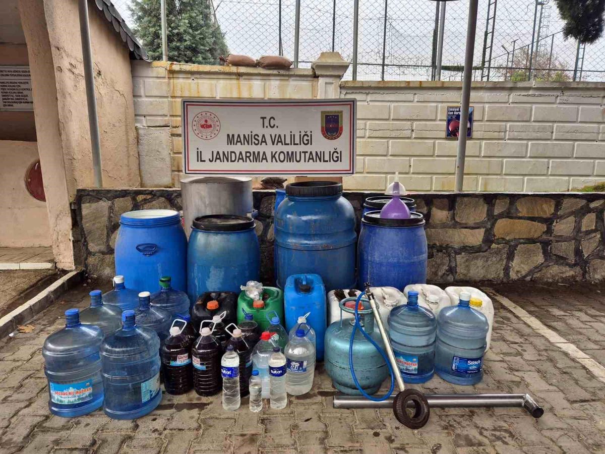 Manisa\'da Kaçak Alkol ve Uyuşturucu Operasyonu