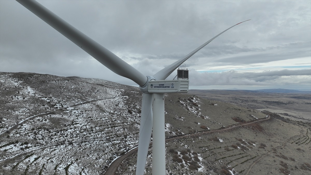Kayseri\'de Rüzgar Enerjisi Projesi Başladı