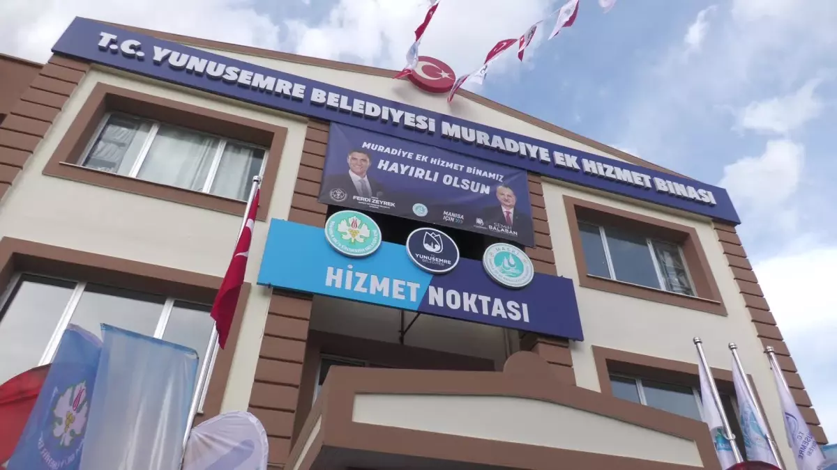 Manisa Büyükşehir Belediye Başkanı Zeyrek: "Bana Soruyorlar, \'Bu Sosyal Hizmetleri Nasıl Yapıyorsun?\' Rantçıları Kapıdan İçeriye Sokmuyorum"