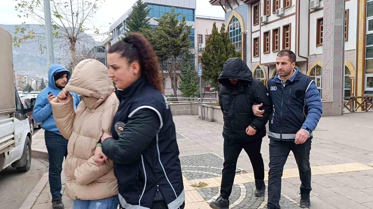 Amasya\'da Kaçak Göçmen Taşımacılığına Tutuklama