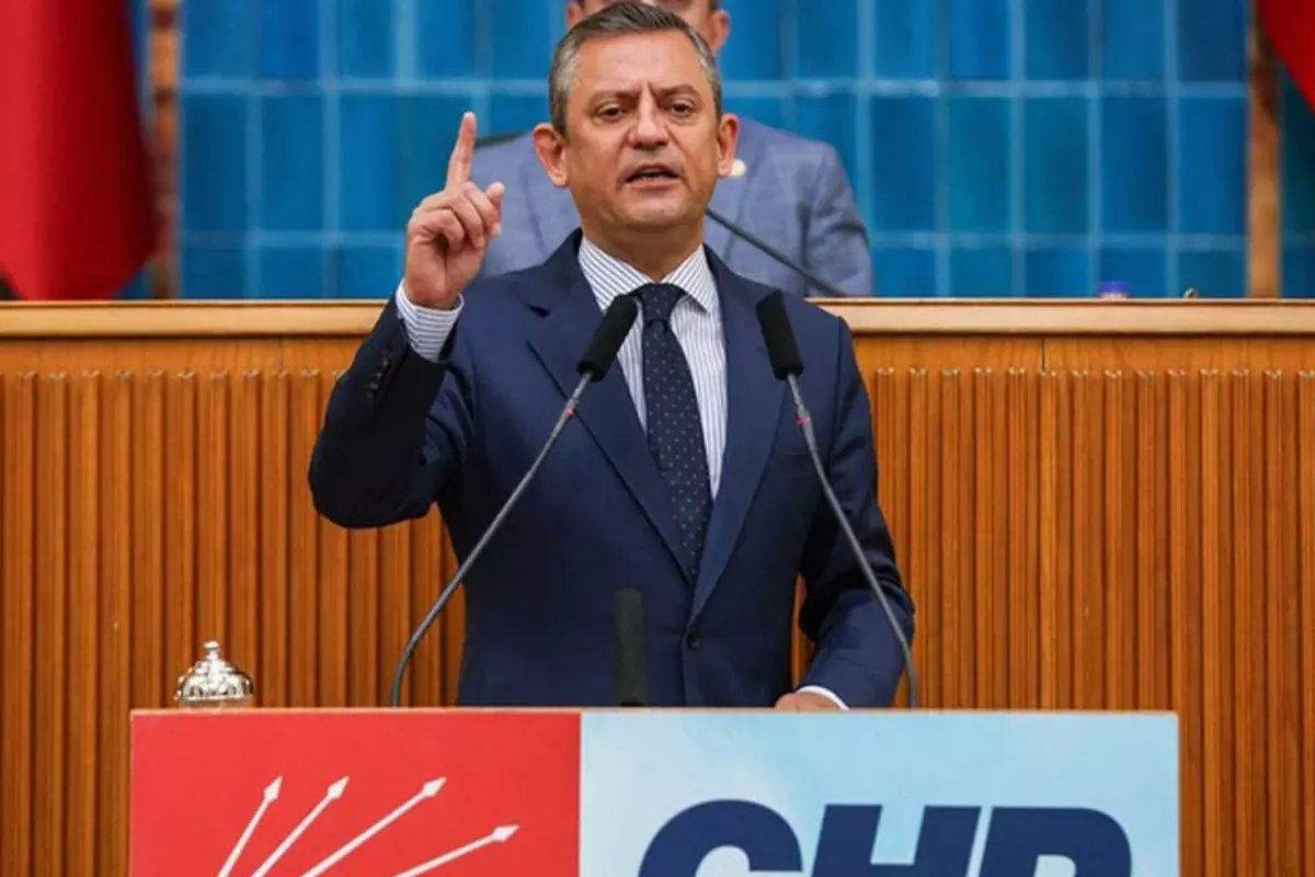 Özgür Özel\'den Emine Erdoğan\'a dikkat çeken çağrı: Eşiniz eve gelince sorun