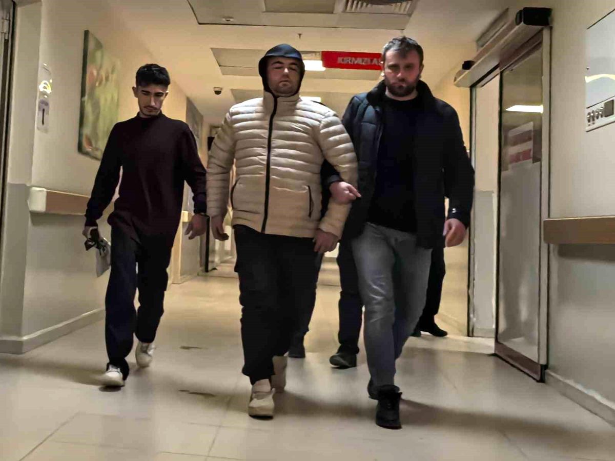 Bursa\'da Uyuşturucu Operasyonu: 2 Tutuklama