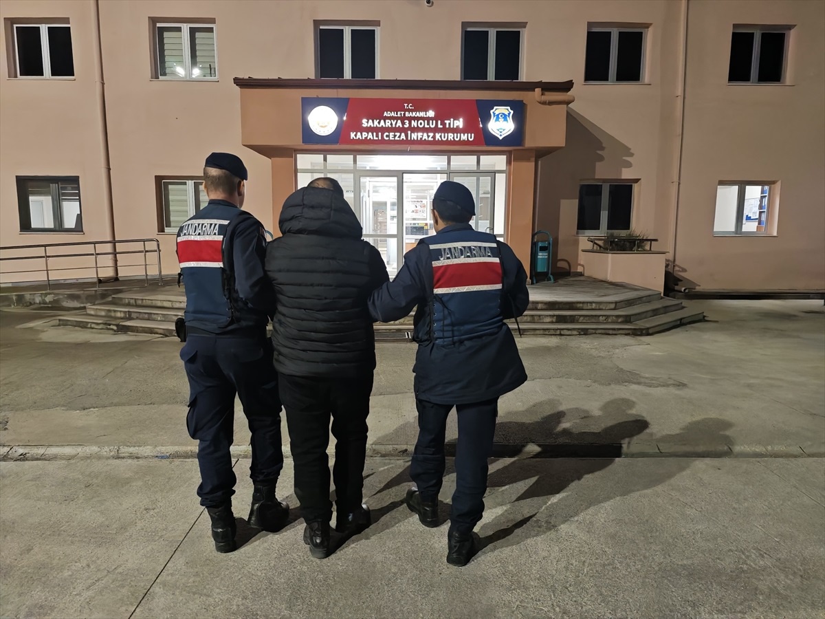 Şehit teğmenin fotoğraflarını kullanarak dolandırıcılık yapan "sahte yüzbaşı" yakayı ele verdi