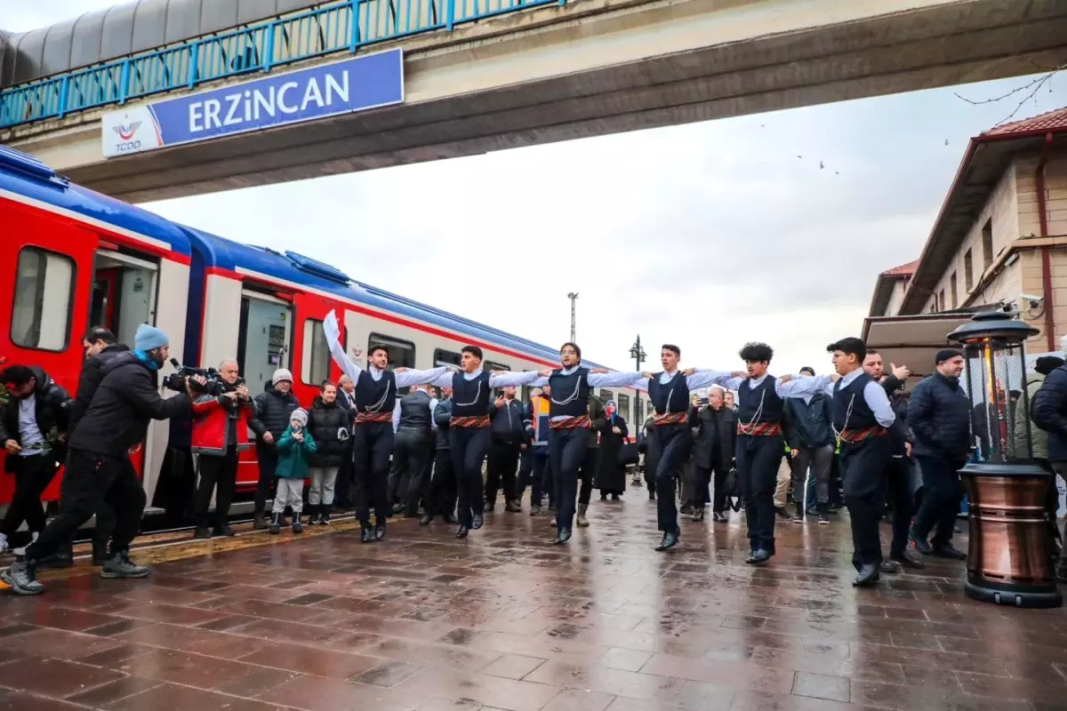 Turistik Doğu Ekspresi Yeni Sezona Merhaba Dedi