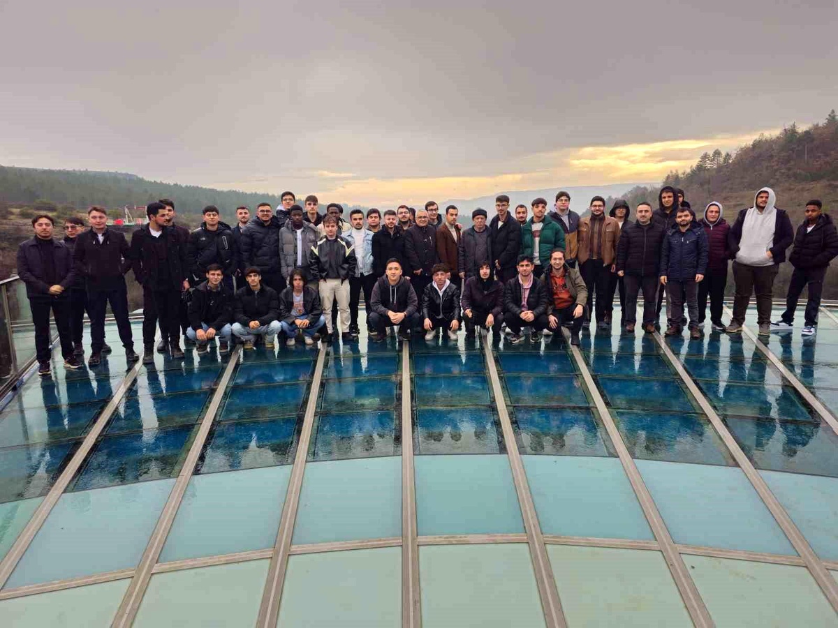 Öğrenciler Safranbolu\'yu Gezdiler