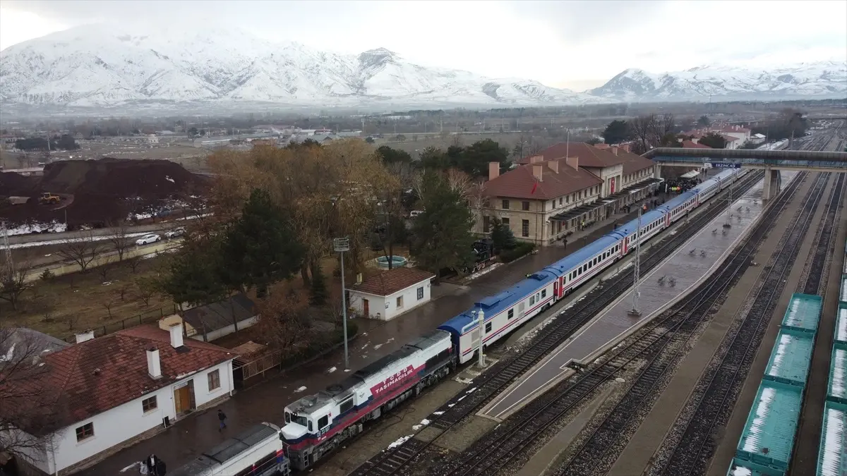 Turistik Doğu Ekspresi Başladı