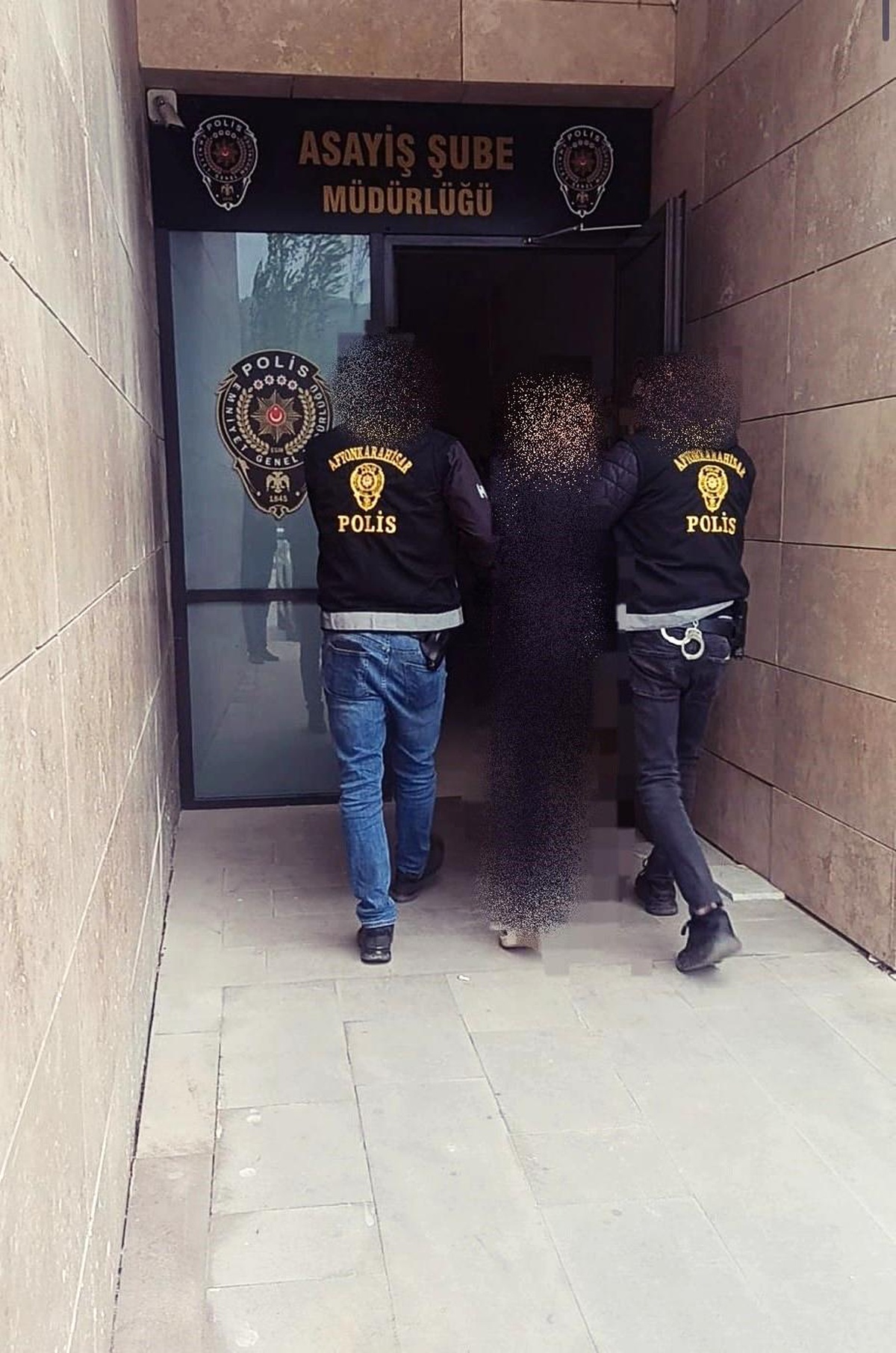Aranan Şahıs Afyonkarahisar\'da Yakalandı