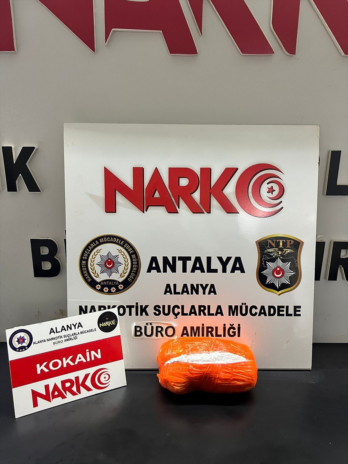Alanya\'da 700 Gram Eroin Ele Geçirildi