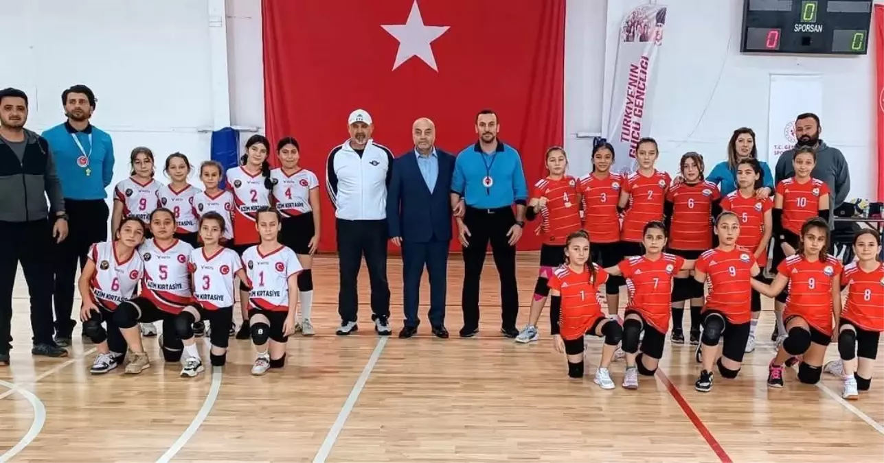 Alaplı Merkez Voleybol Takımı İl Şampiyonasına Katılıyor