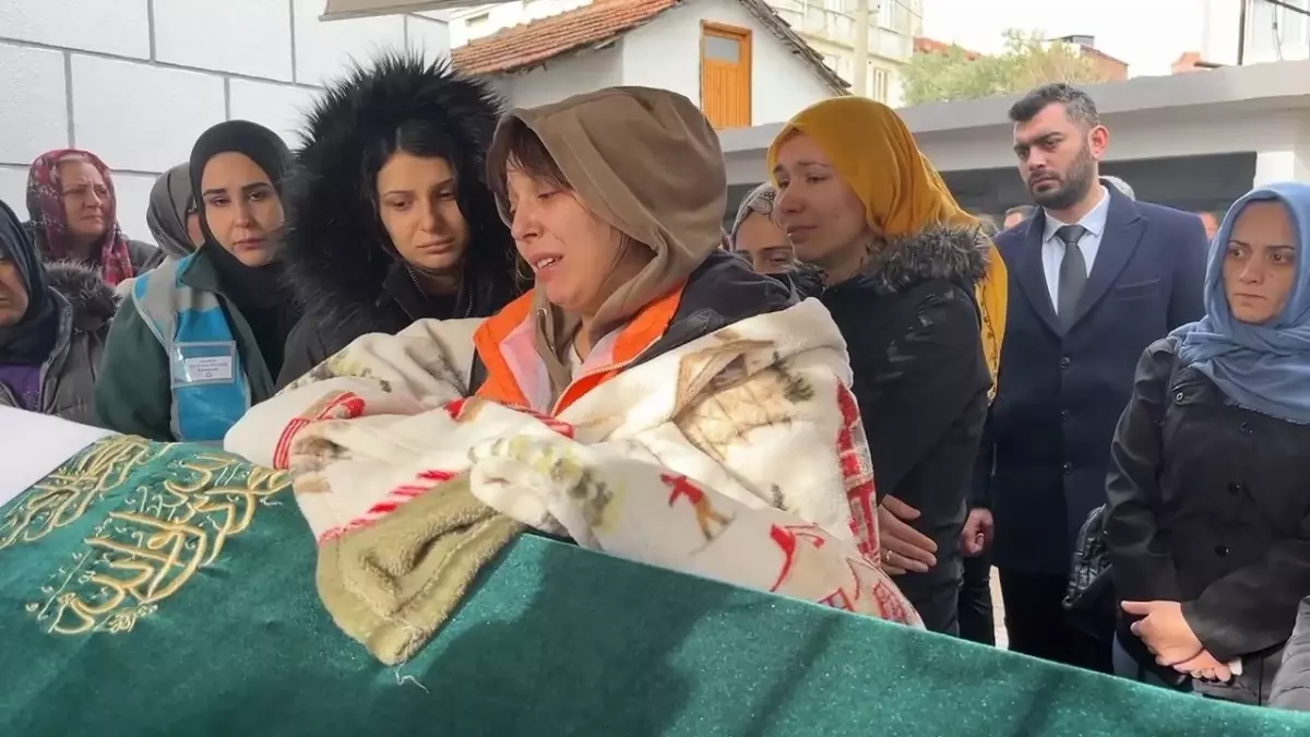 Balıkesir\'deki patlamada ölen gencin eşi: 4 haftadır makinenin bozuk olduğunu söylüyordun