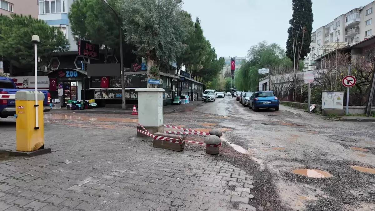 Bornova Belediyesi, Tehlikeli Elektrik Kablolarına Müdahale Etti