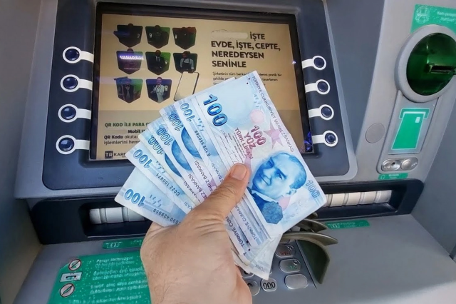 Finans ve Sigorta Sektöründe En Yüksek Yıllık Ortalama Brüt Kazanç Finans ve Sigorta Sektöründe En Yüksek Yıllık Ortalama Brüt Kazanç