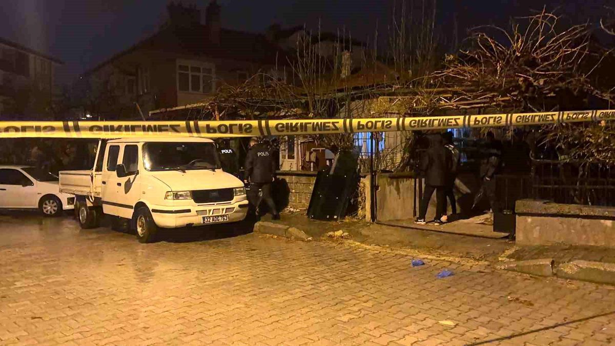 Isparta\'da Doğal Gaz Sızıntısı: Baba Hayatını Kaybetti