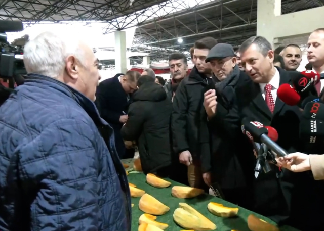 Memur maaşı ne kadar olur? Vatandaş sordu, Özel'in cevabı hayal kırıklığı yarattı