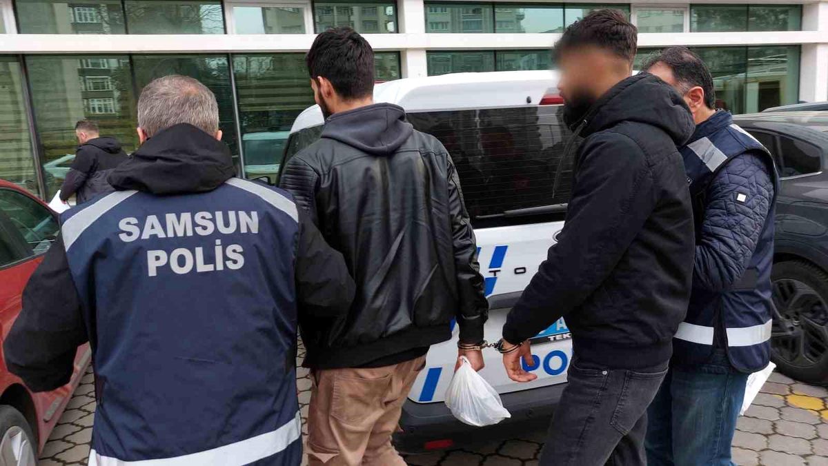 Samsun\'da DEAŞ Operasyonu: 2 Gözaltı