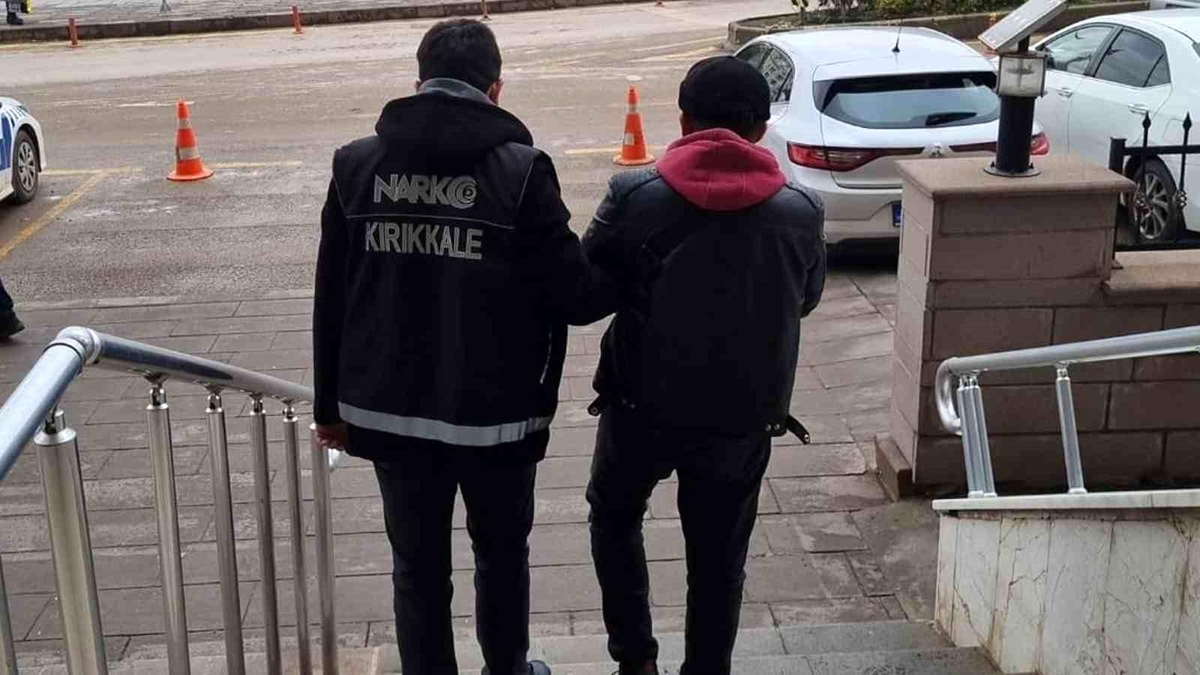 Kırıkkale\'de Uyuşturucu Hükümlüsü Yakalandı
