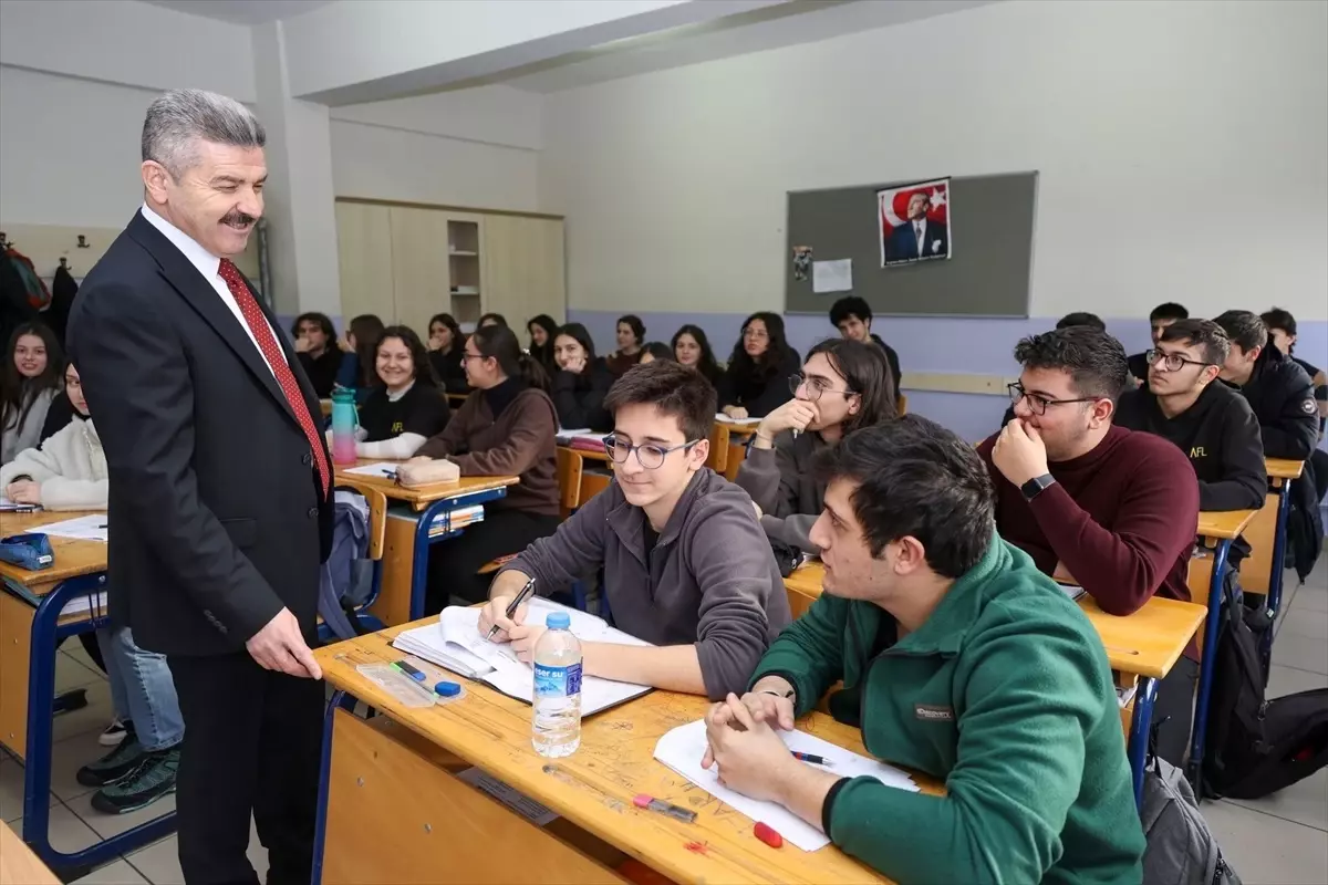 Vali Ergün Artvin Fen Lisesi\'nde