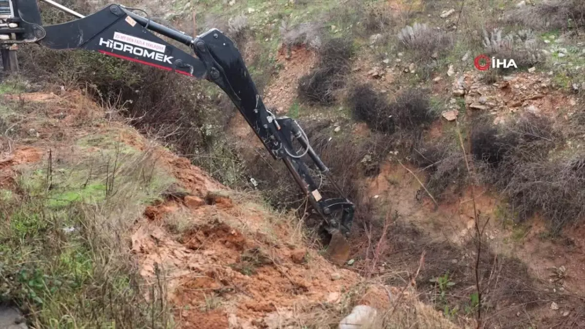 Başkan Aras, Yağıştan Etkilenen Mahallelerde Çözüm Arayışında