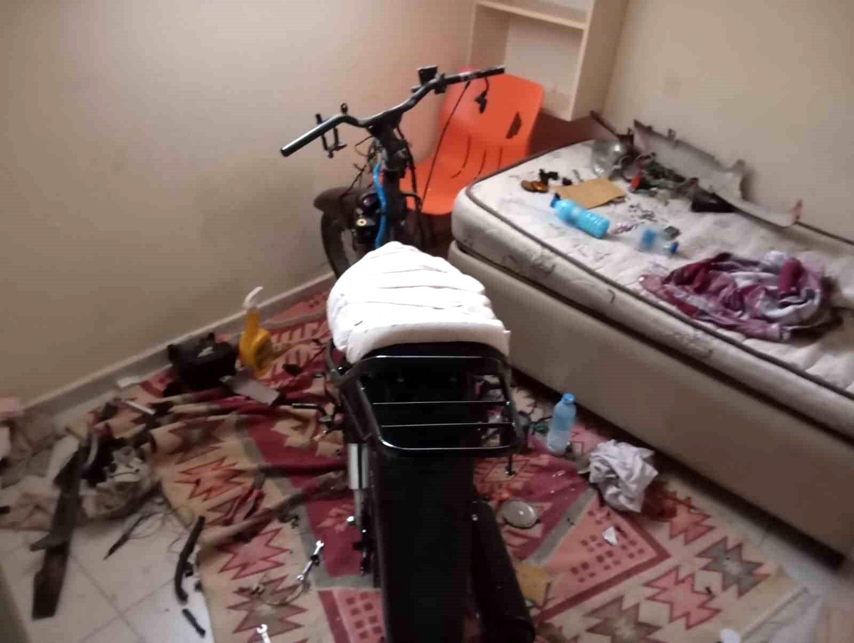 Isparta\'da Motosiklet Hırsızı Tutuklandı
