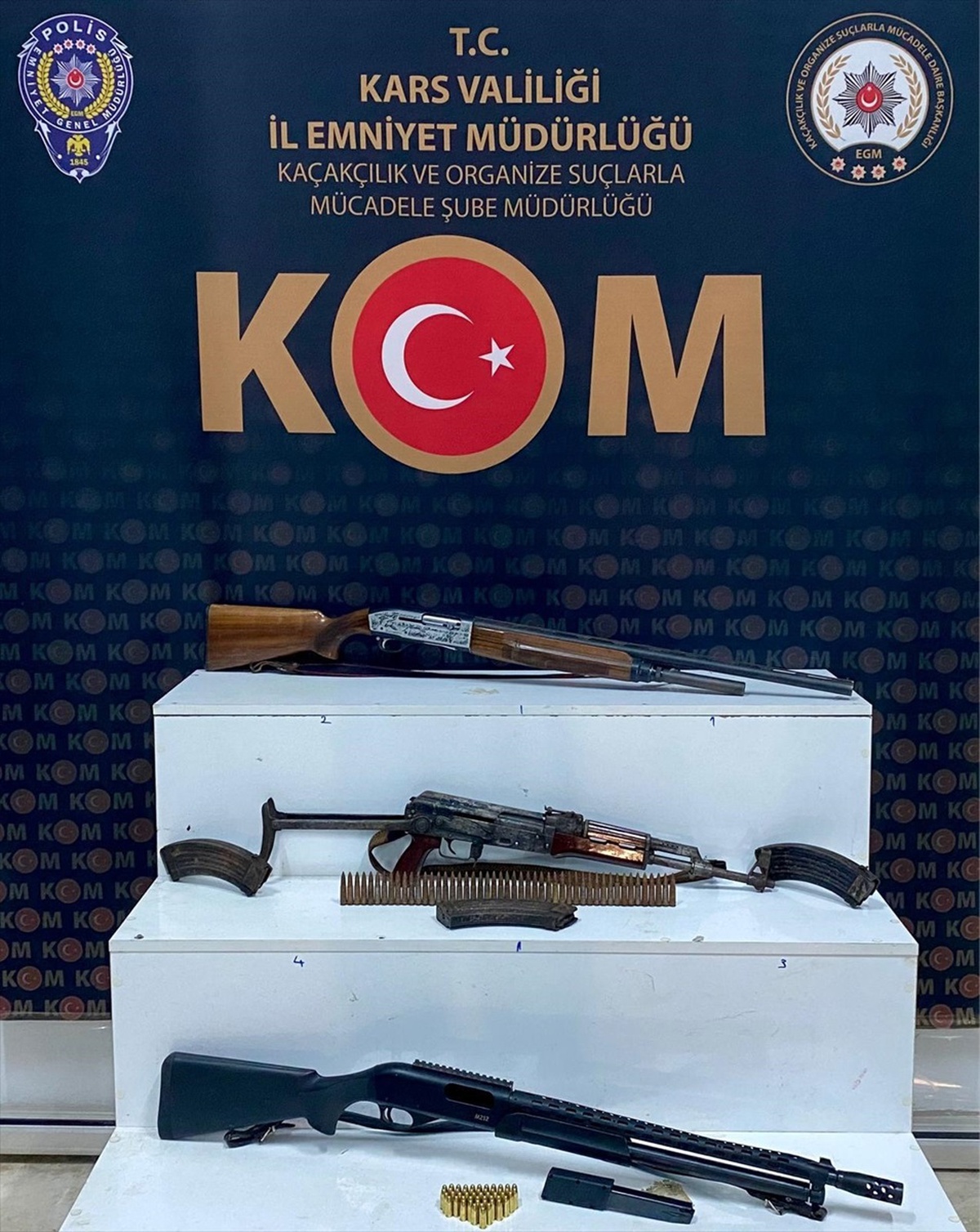 Kars\'ta Yasa Dışı Silah Ticareti Operasyonu