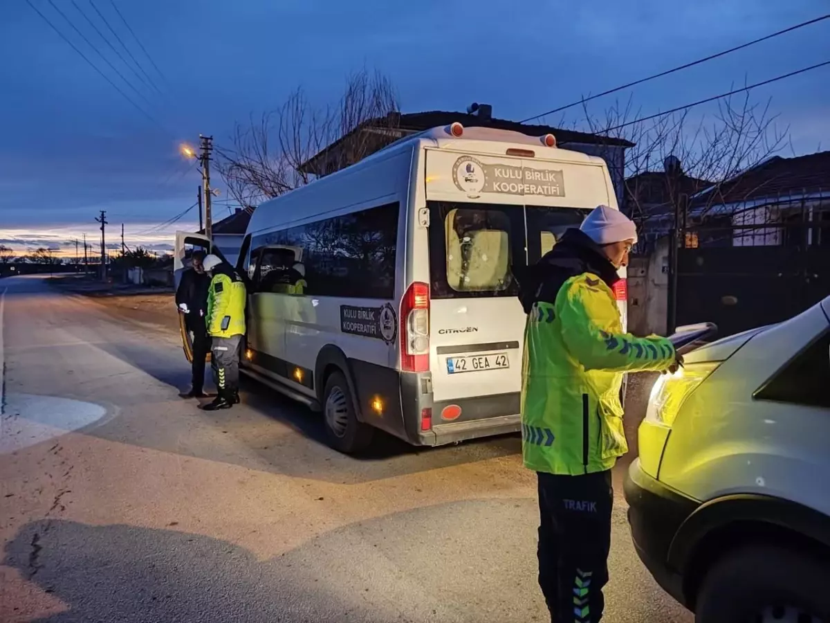 Kulu\'da Okul Servisleri Denetlendi