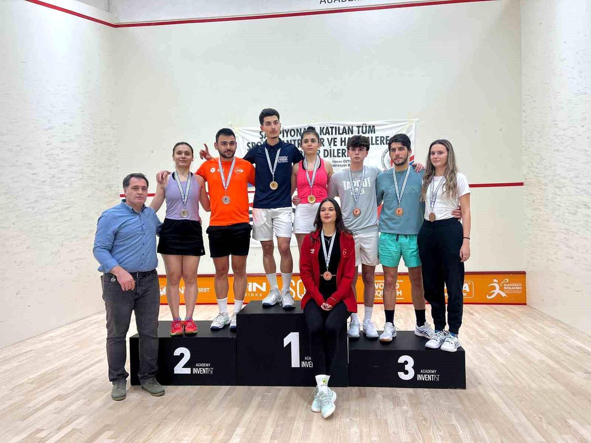 Muratpaşa Belediyesi Squash Takımı, İstanbul Turnuvasında Başarı Elde Etti