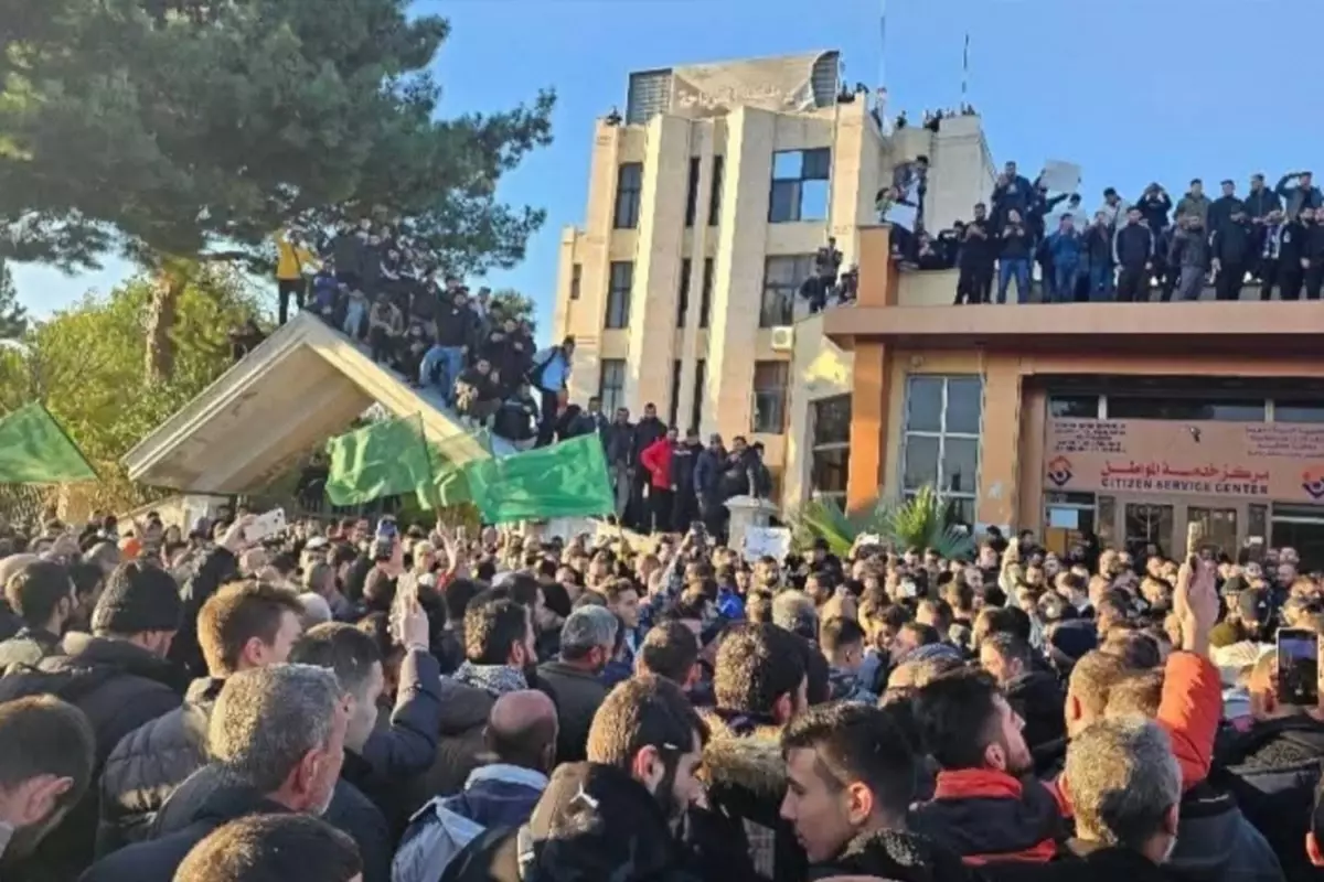 Suriye\'de protesto gösterilerine ilişkin hükümetten açıklama geldi