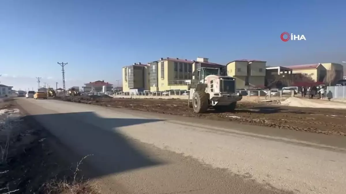 Yüksekova Hastanesi Yolu Asfaltlandı