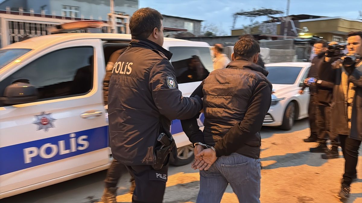 Adana\'da Uyuşturucu Operasyonu