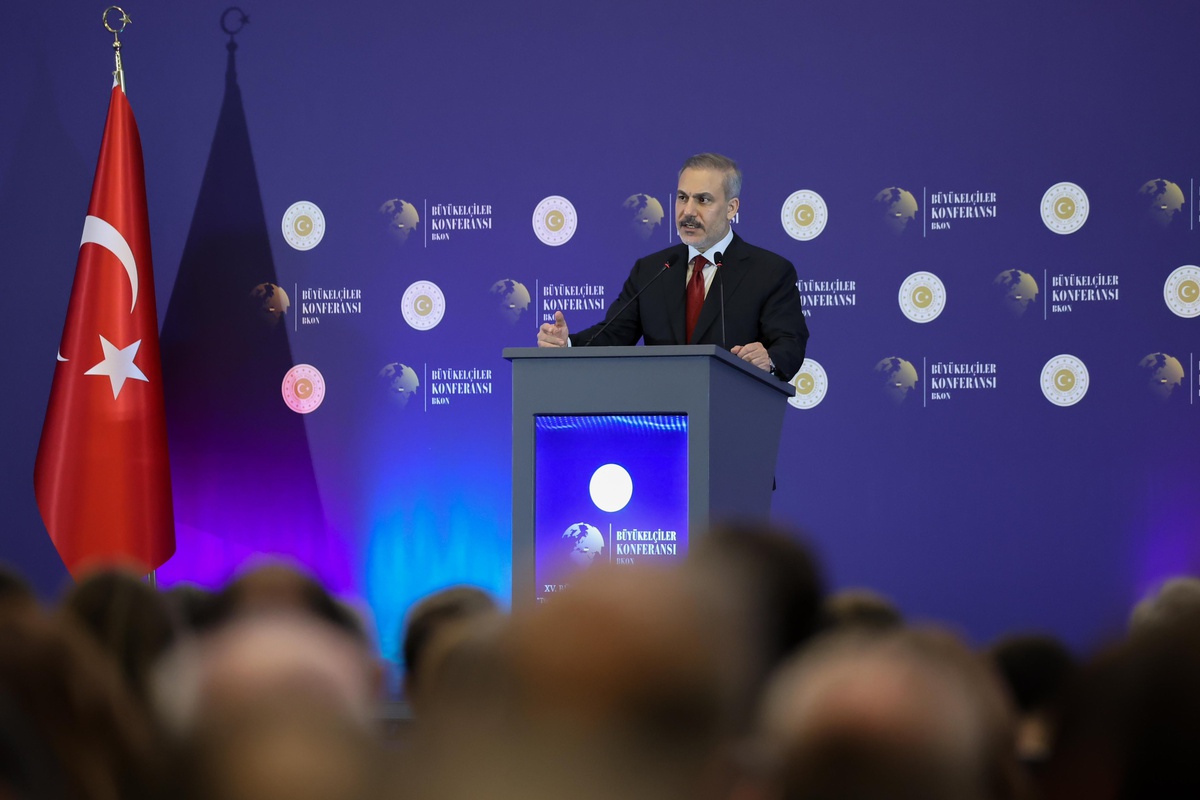 Bakan Fidan, 2024\'te 111 farklı ülkeden mevkidaşıyla 289 görüşme yaptı