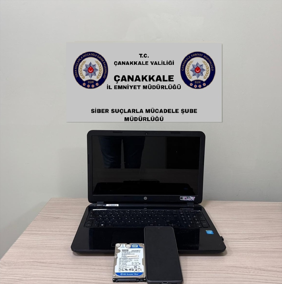 Sosyal Medya Dolandırıcısı Çanakkale\'de Yakalandı