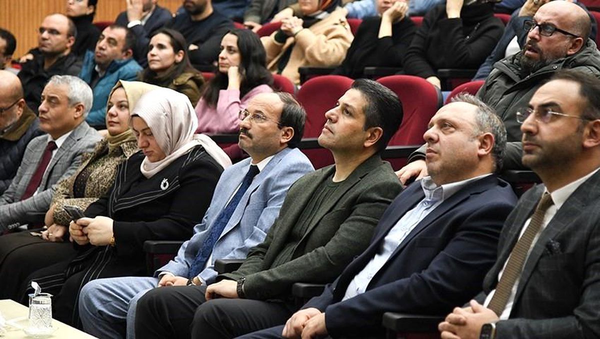 ETÜ\'de ERASMUS+ KA 171 Bilgilendirme Toplantısı