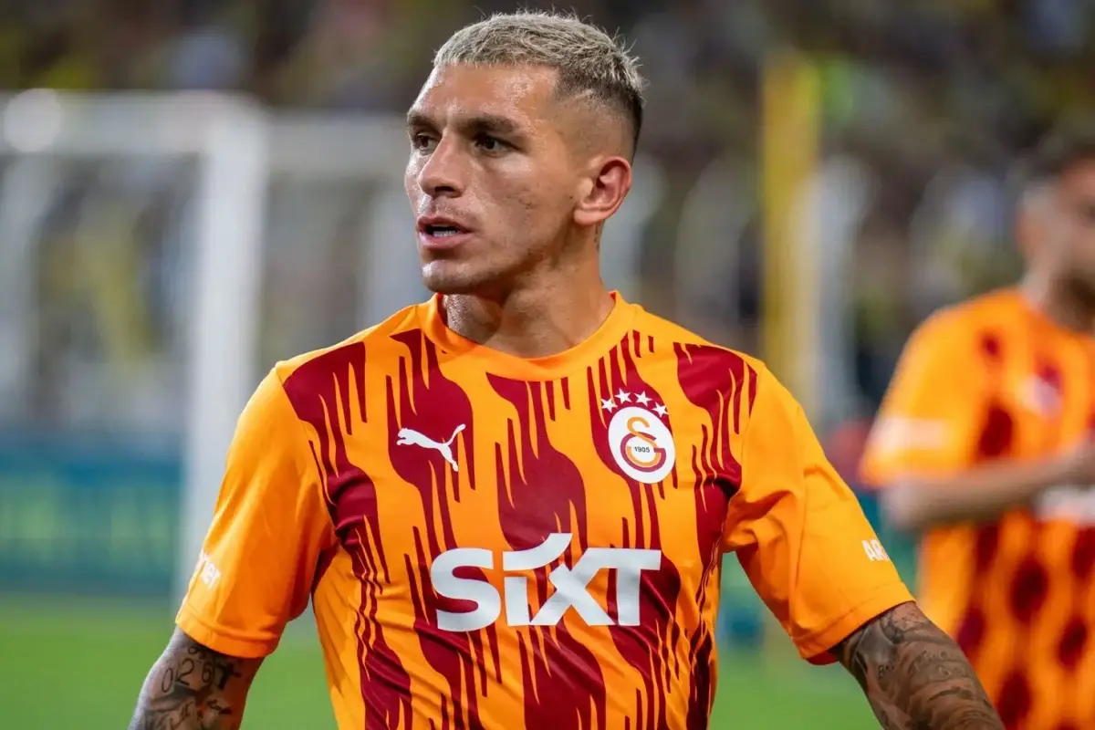 Galatasaray\'a Torreira\'nın menajerinden kötü haber: UEFA gelirlerine el konuldu