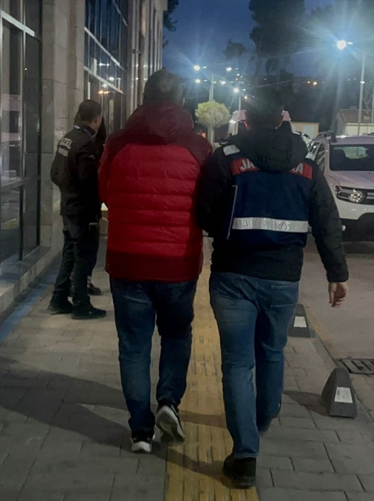 İzmir\'de Terör Propagandası Operasyonu