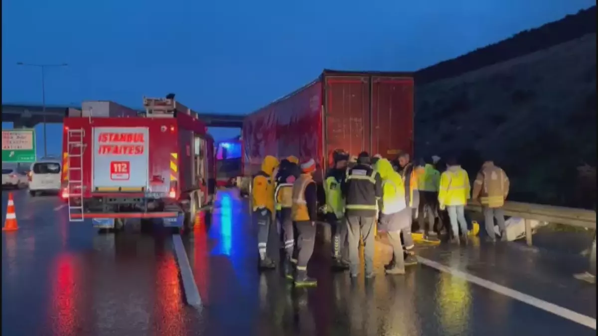 Kuzey Marmara Otoyolu\'nda Kaçınılmaz Kaza: Sürücü Hayatını Kaybetti