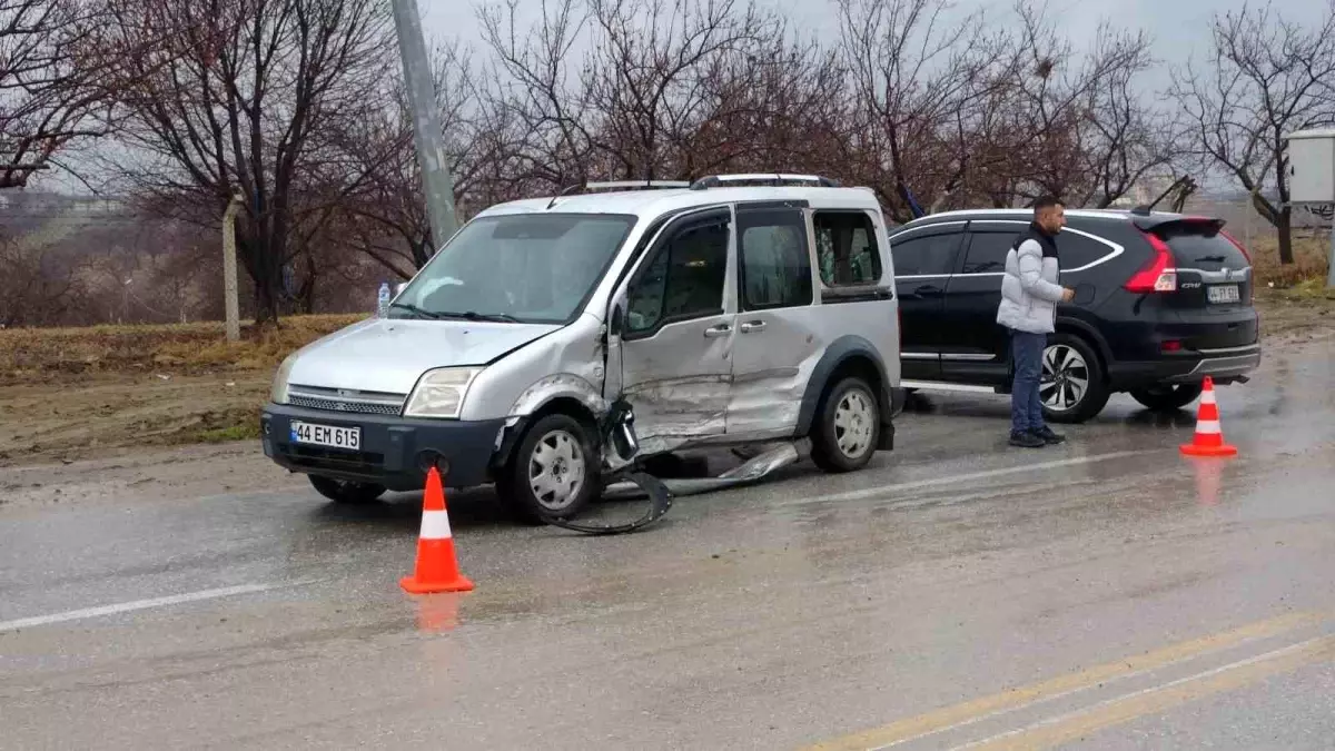 Malatya\'da Trafik Kazası: 6 Yaralı