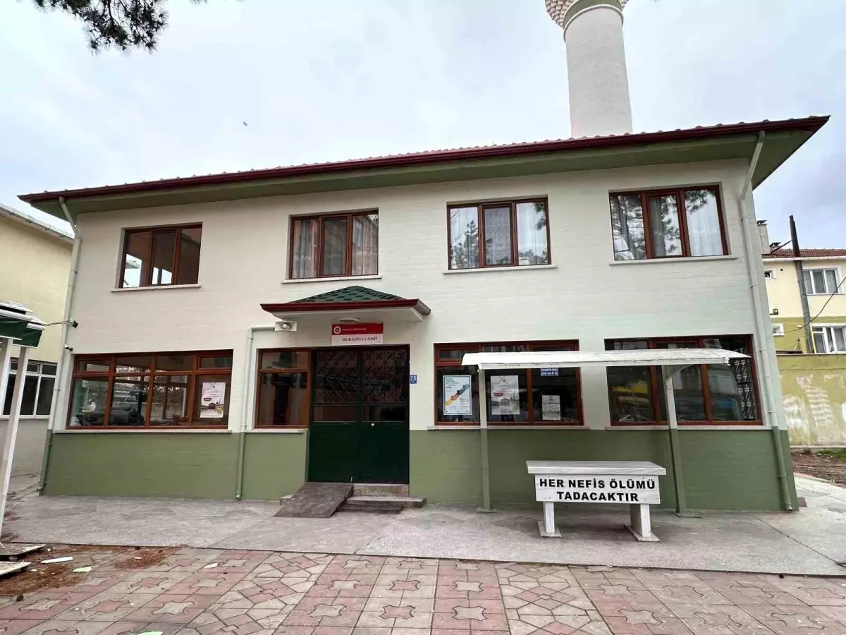 Muratlı Merkez Camii Yenileniyor