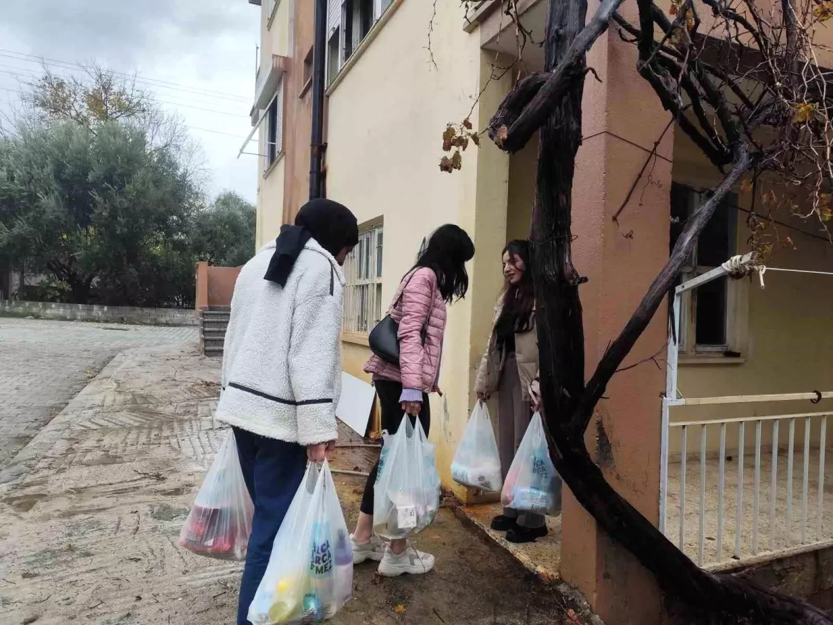 Öğrencilerden İyilik Kazanacak Projesi: İhtiyaç Sahiplerine Gıda Yardımı