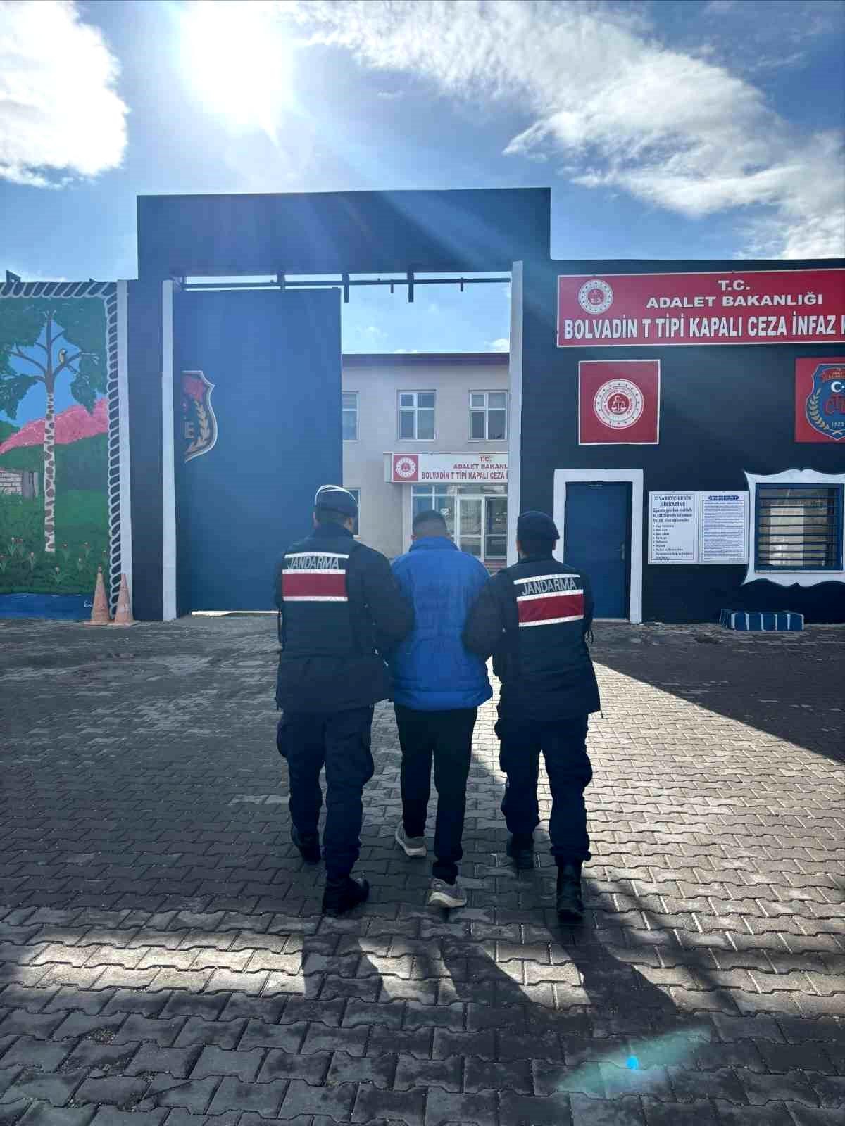 Yol Kesip Yağma Yapan Şahıs Yakalandı
