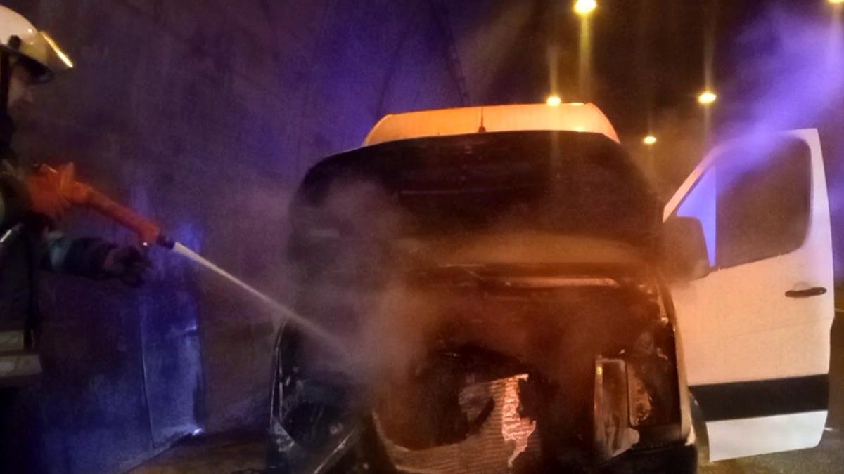 Bolu Dağı Tüneli\'nde Minibüs Yangını