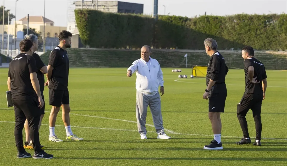 Fatih Terim Al-Shabab\'da İlk Antrenmanını Yaptı