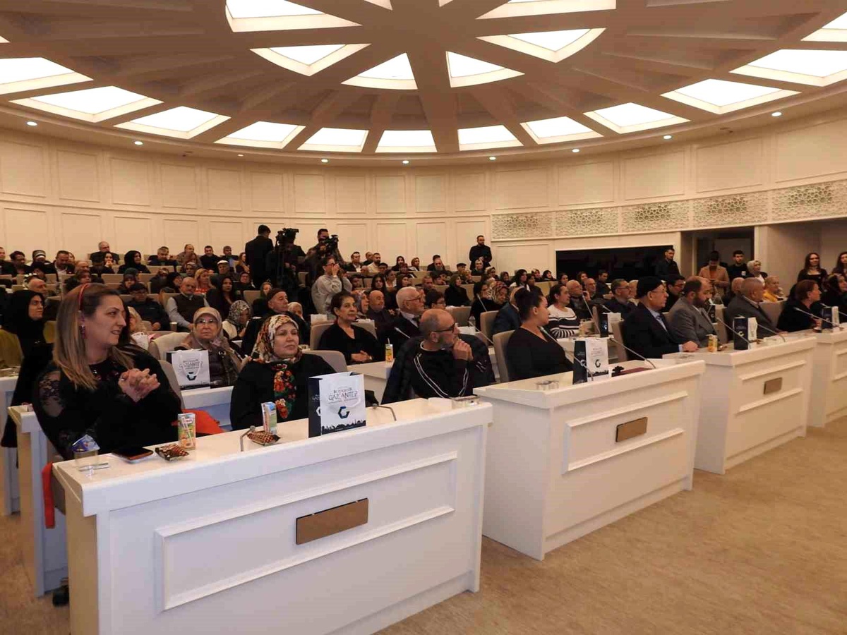 Gaziantep\'ten Alzheimer Danışanlarına Akıllı Saat Desteği